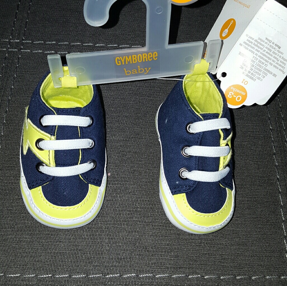 Gymboree Crib shoes